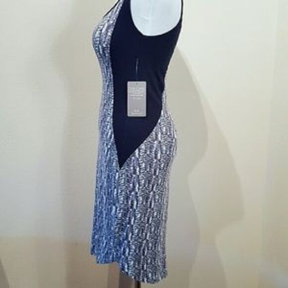 Threads for Thought Sustainably Made Dress - Picture 2 of 4